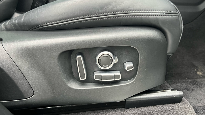 Land Rover Range Rover Sport 3.0 D300 Autobiography Dynamic 5dr Auto Diesel Estate